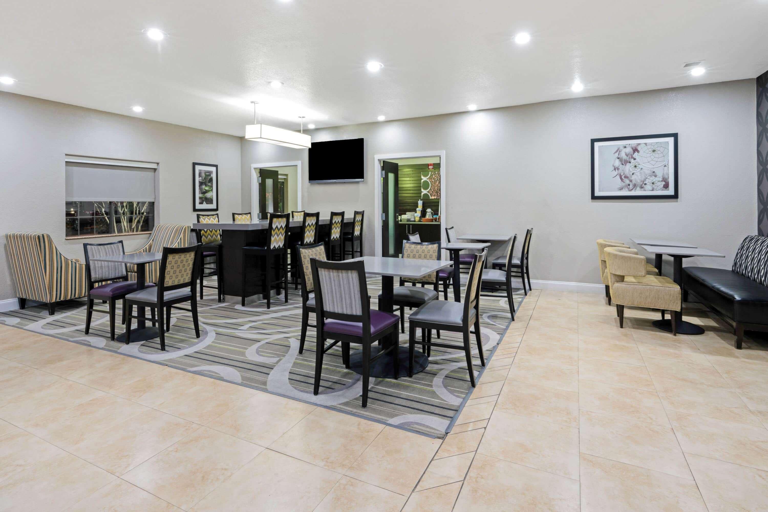 Hotel La Quinta By Wyndham Ada Extérieur photo
