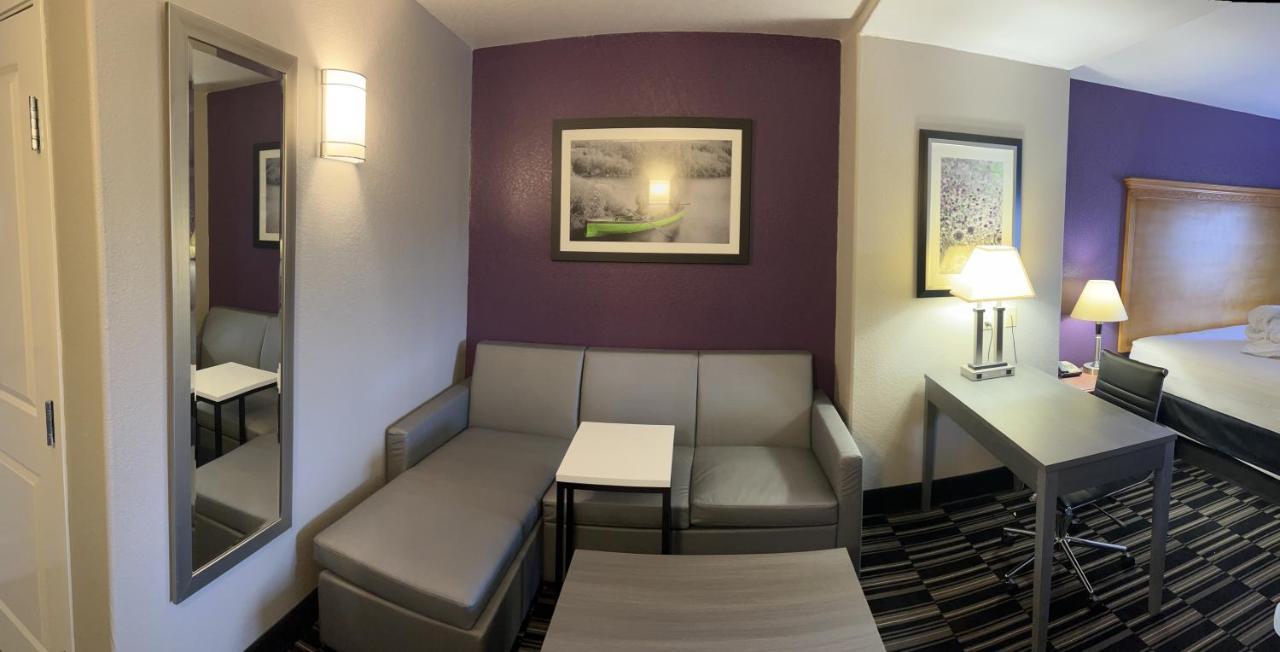 Hotel La Quinta By Wyndham Ada Extérieur photo